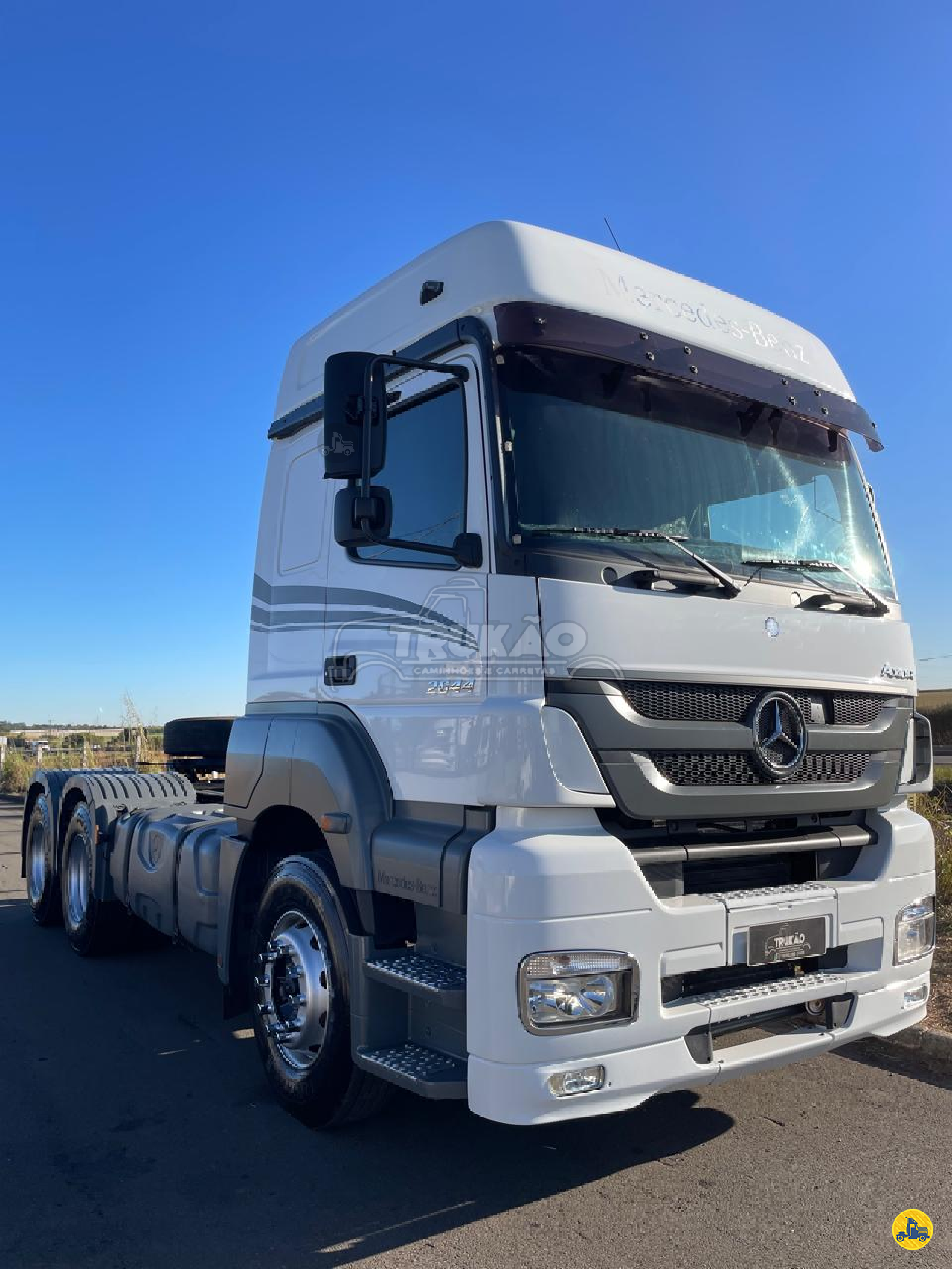 CAMINHAO MERCEDES-BENZ MB 2644 Cavalo Mecânico Cavalo 6x4 Trukão Caminhões MOGI-MIRIM SÃO PAULO SP